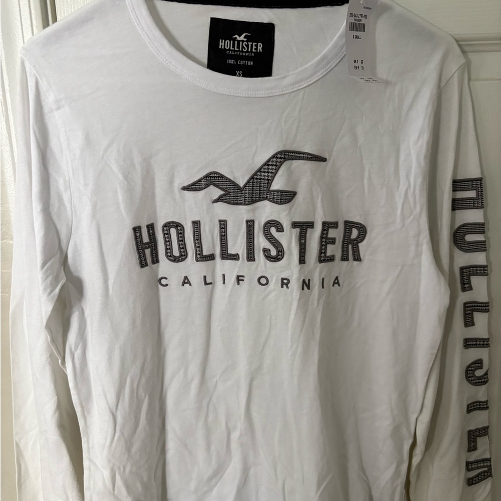 Hollister White Graphic Long Sleeve Tee